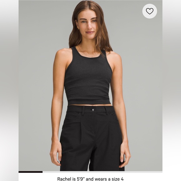 Lululemon Lot - active wear tops and shorts - Picture 4 of 6